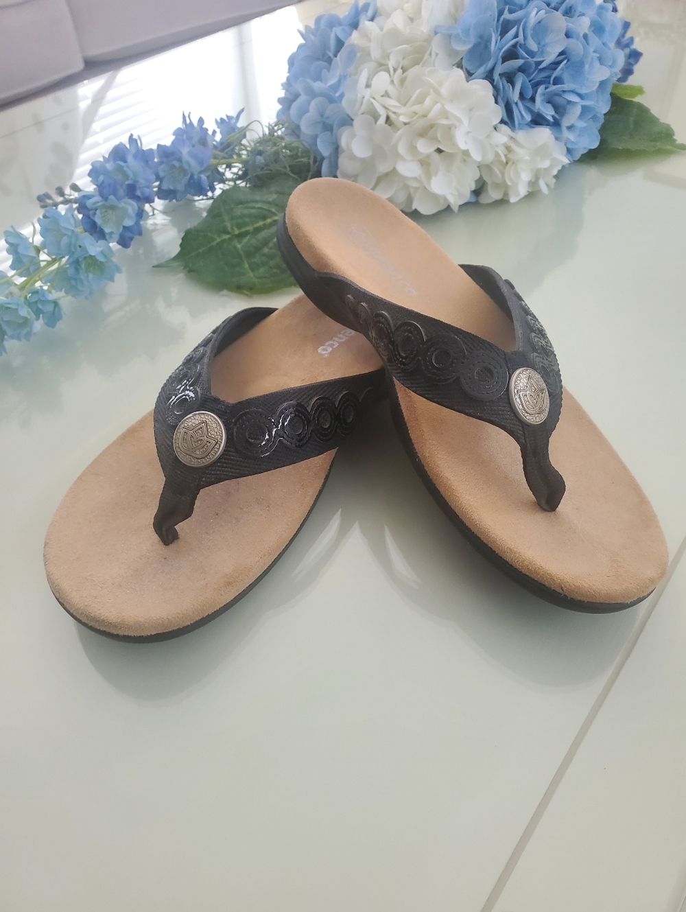 Spenco Orthotic Flip Flop Thong Sandals 8.5D Black